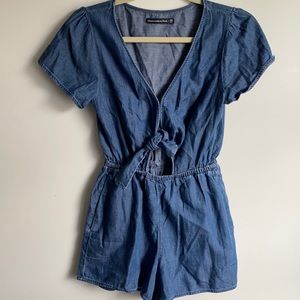 Abercrombie tie front denim romper